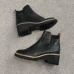 Dolce Vita booties (Never worn before)